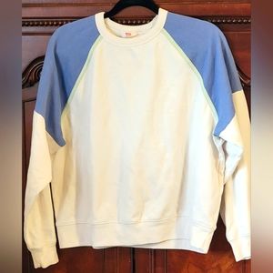 Women's Levi's cropped sweatshirt